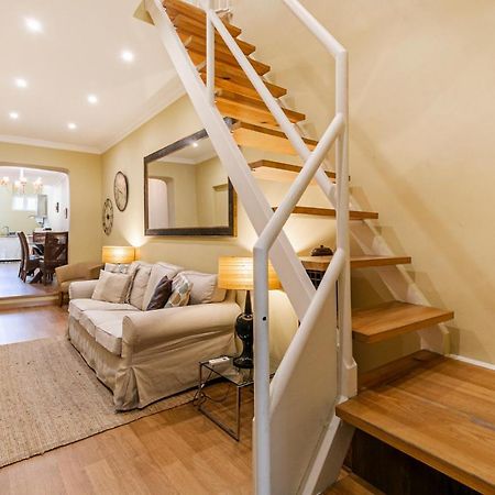 Belem Skinny House Lisbona Esterno foto