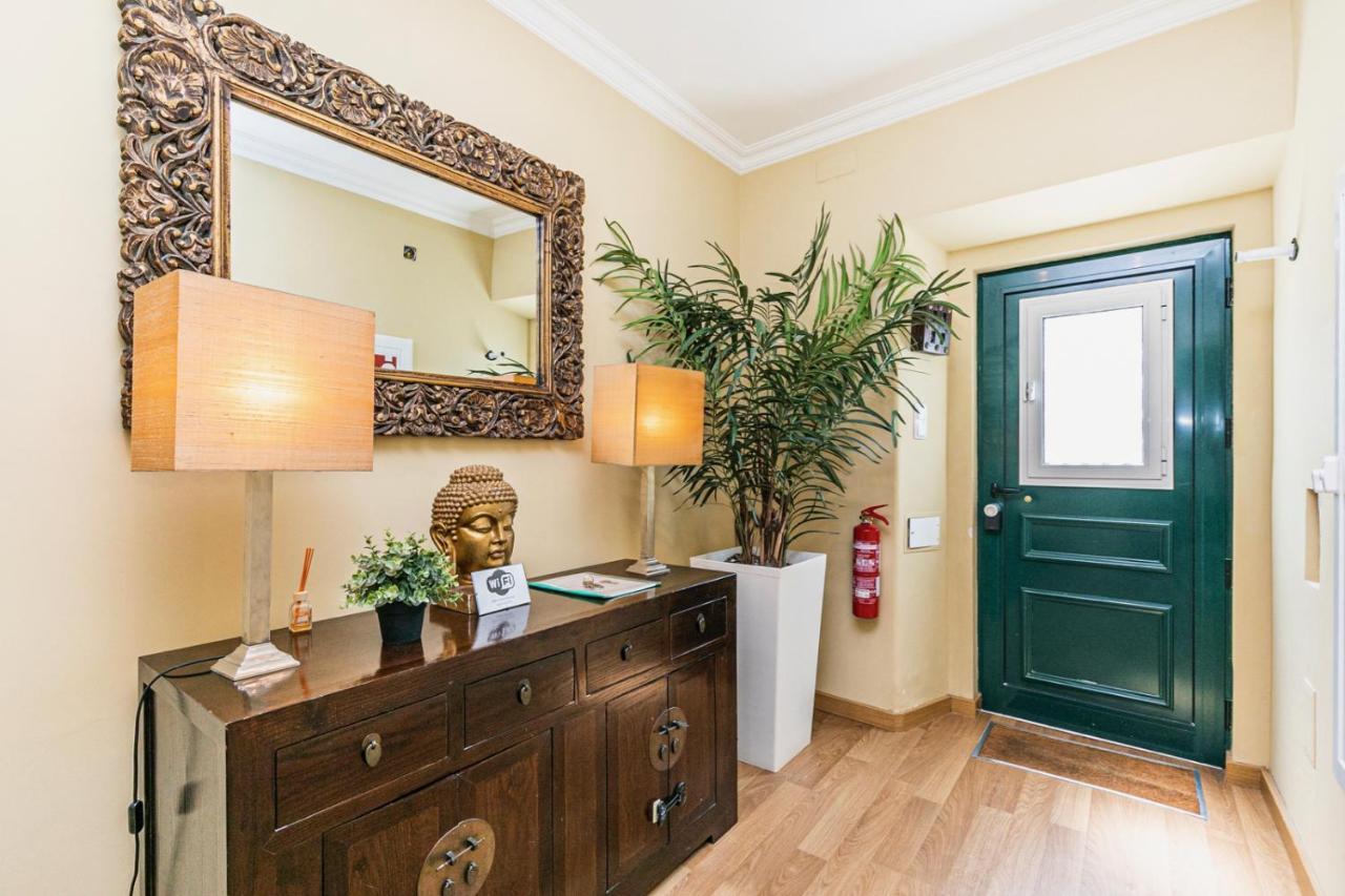 Belem Skinny House Lisbona Esterno foto